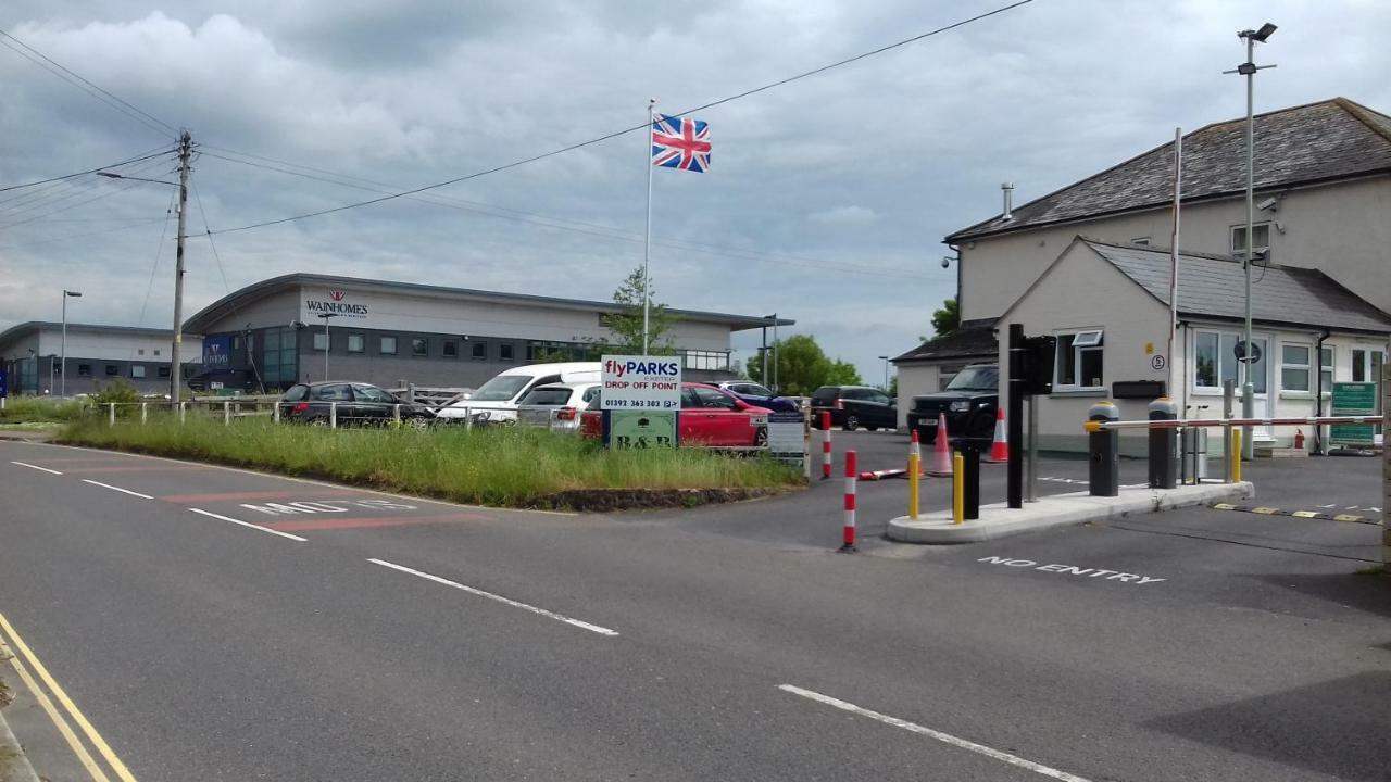 Hotel Fair Oak House Exeter Airport Clyst Saint Mary Exterior foto